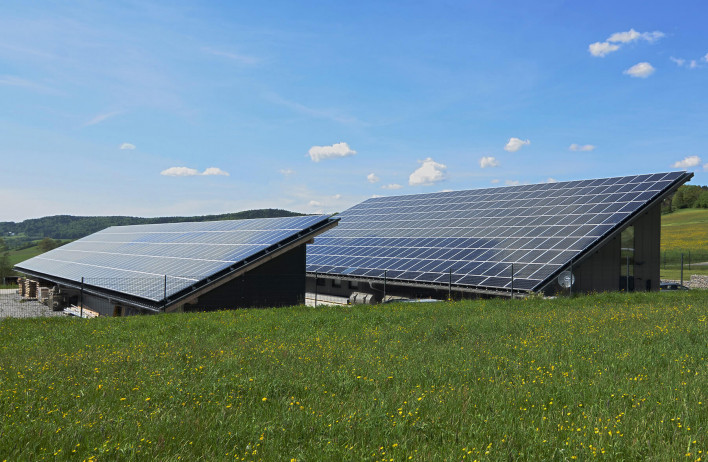 Photovoltaikanlage - Erneuerbare Energie - WOLF System