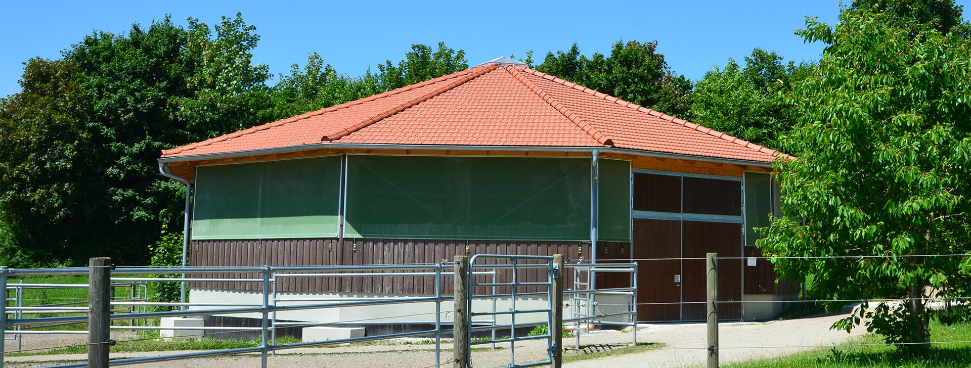Kruhové jezdecké haly - Zemědělské stavby -  WOLF System