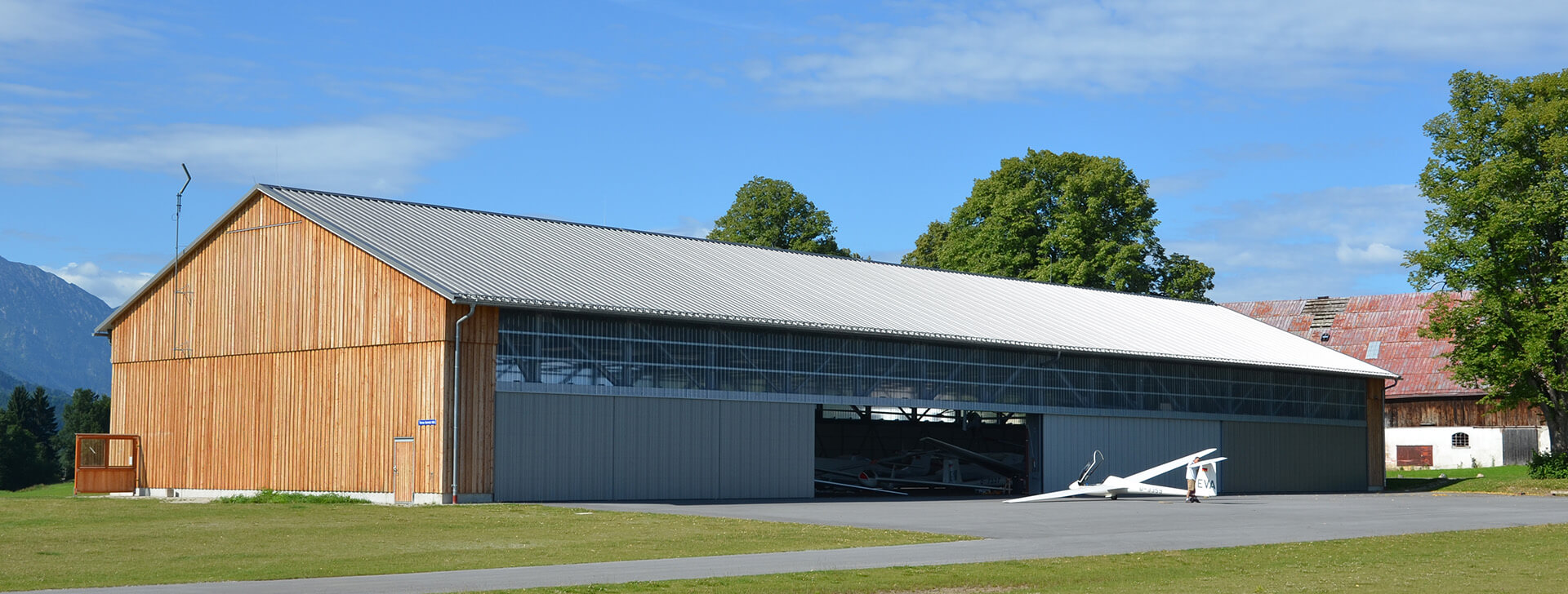 Budovy pro sport a volný čas - Komerční budovy  - WOLF System