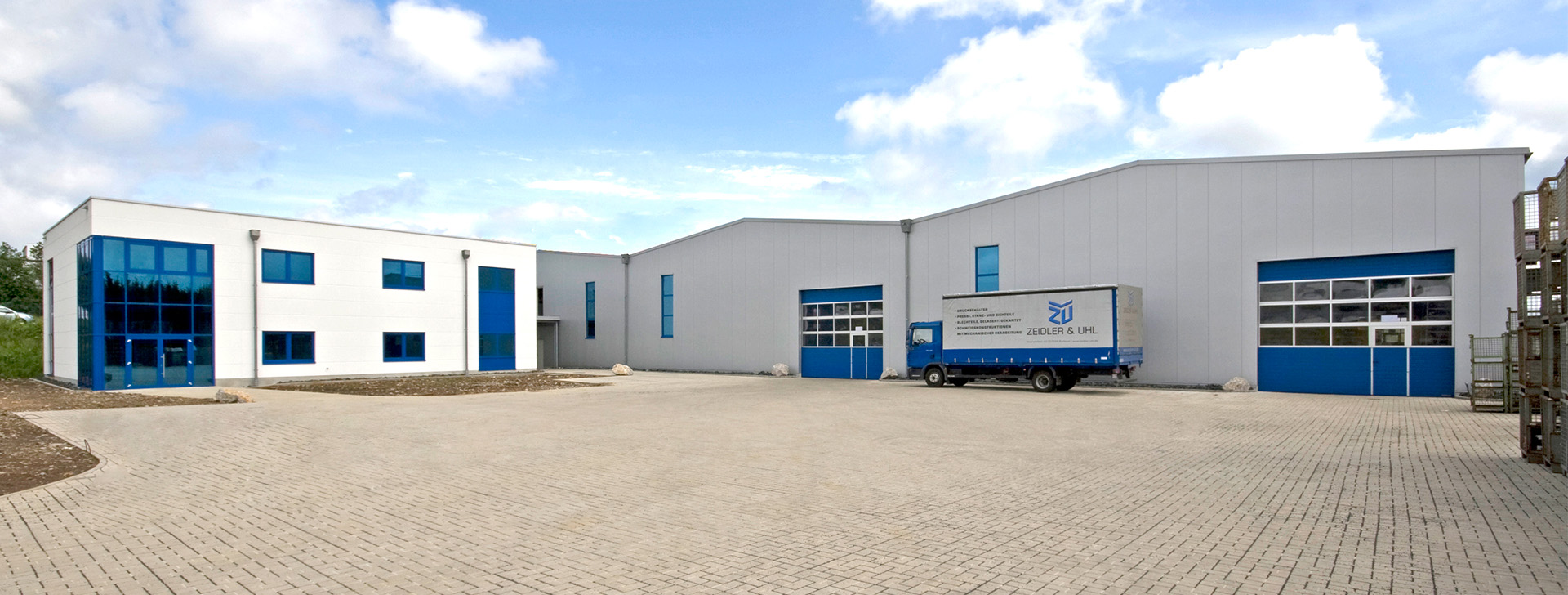 Logistické a skladové haly - Průmyslové budovy - WOLF System